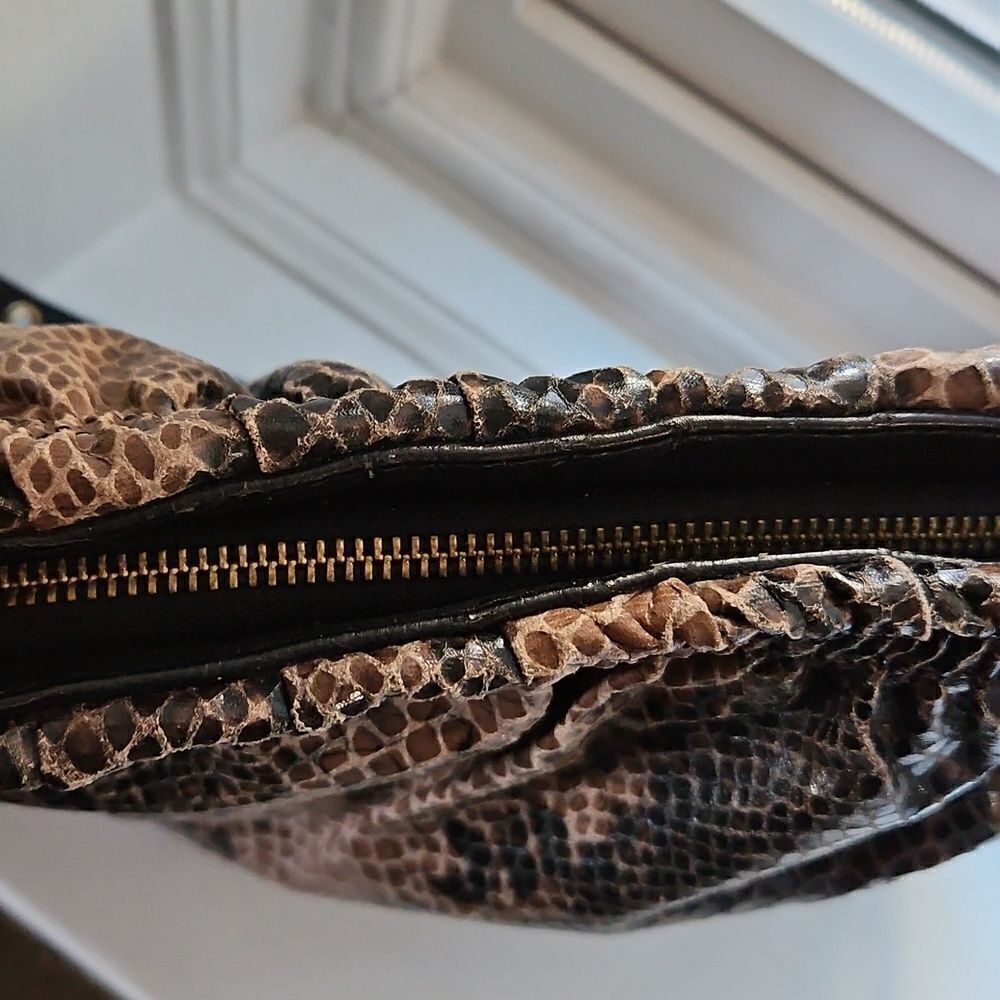 Sondra Roberts Snake Print Shoulder Bag - Picture 4 of 10
